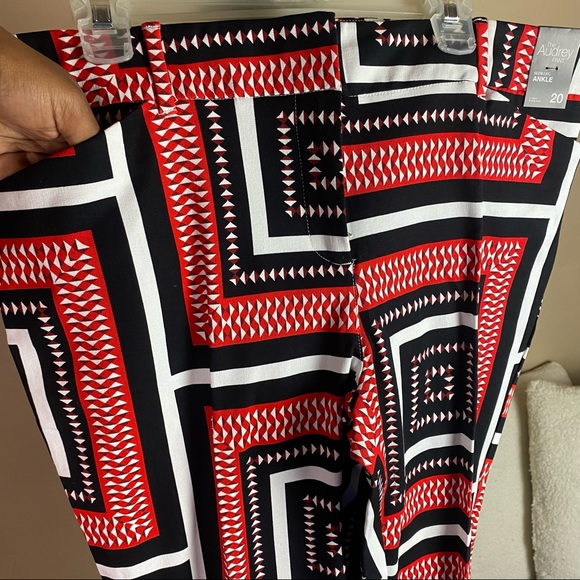 - NY&Co Pants 🌻✨ - Picture 4 of 8